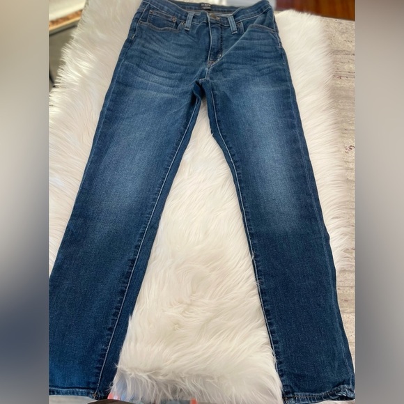 J. CREW FACTORY 9" High-Rise Skinny Jeans -Style J6584 - 28 - Picture 3 of 9